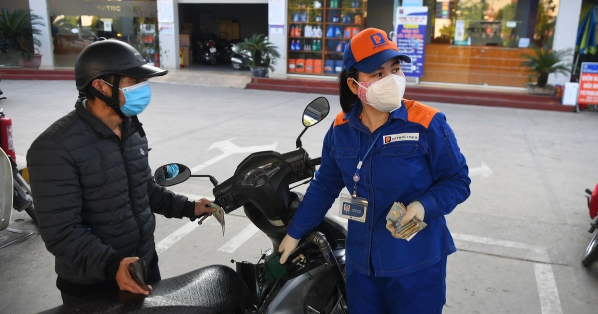 Lãnh đạo Bộ Công Thương nói lý do điều hành giá xăng dầu linh hoạt có gì mới?