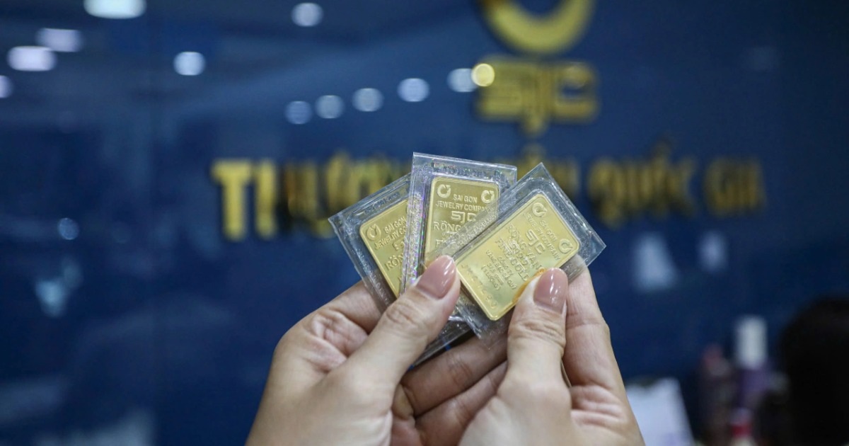 Giá vàng giảm, chênh lệch mua bán vẫn cao tới 3 triệu đồng