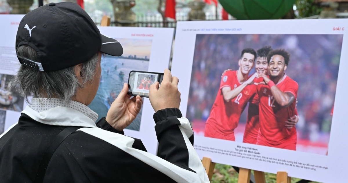 Trao 22 tác phẩm ảnh xuất sắc khắc họa Việt Nam thời kỳ đổi mới