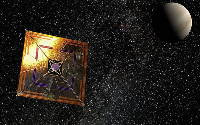 Cánh buồm tinh thể quang tử phản xạ laser đạt 90% hiệu suất mở ra hy vọng du hành liên sao không cần nhiên liệu