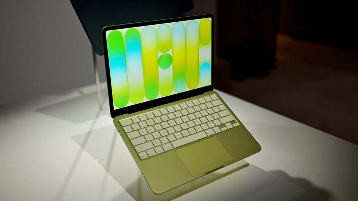 MacBook Neo gặp tình trạng delay giao hàngChỉ sau 2-3 ngày mở đặt trước (từ 4/3/2026), mẫu...