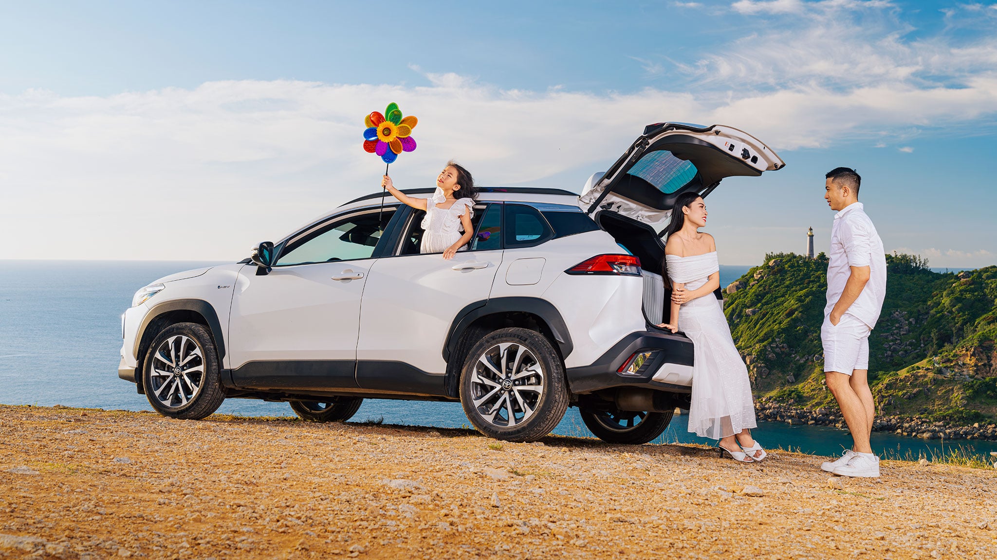 Corolla Cross Hybrid: lựa chọn của nhiều thế hệ người dùng