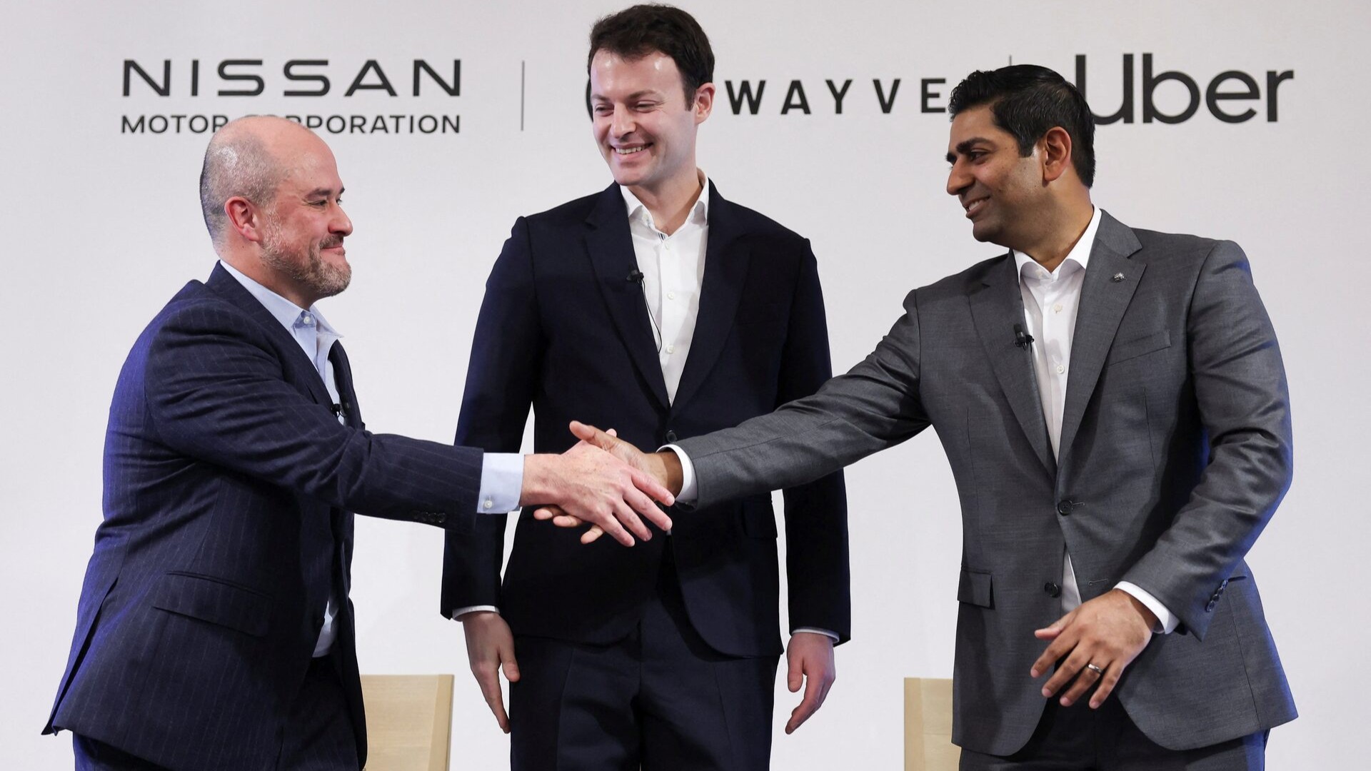Nissan, Uber và Wayve hợp tác làm robotaxi ở Nhật