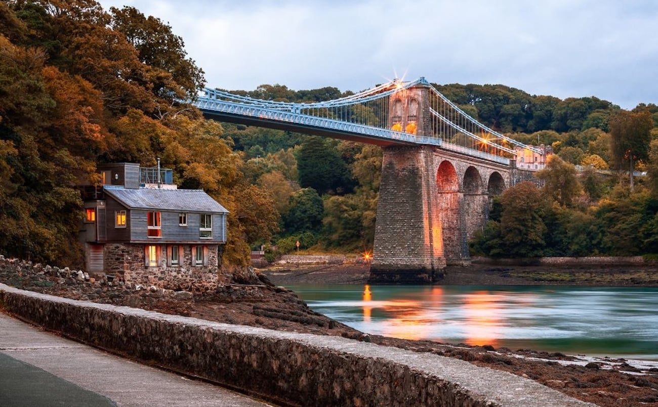 Menai - câu chuyện về cây cầu treo từng dài nhất thế giới, một kỳ tích kỹ thuật 200 năm tuổi